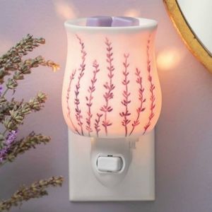 Scentsy Lavender Love Mini Warmer